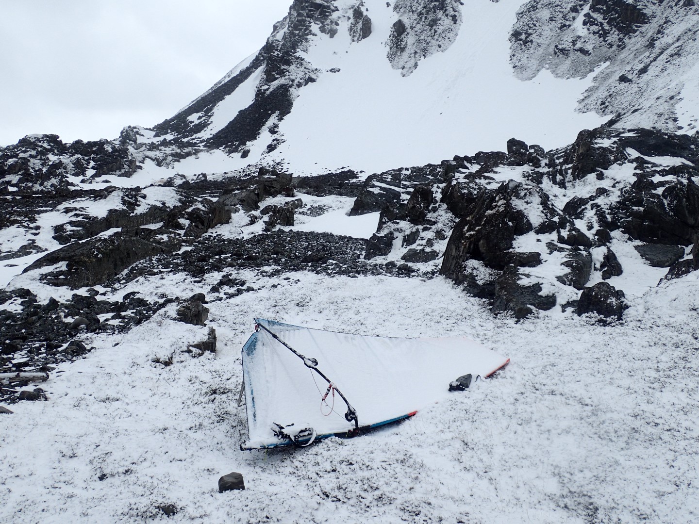 Sail shelter